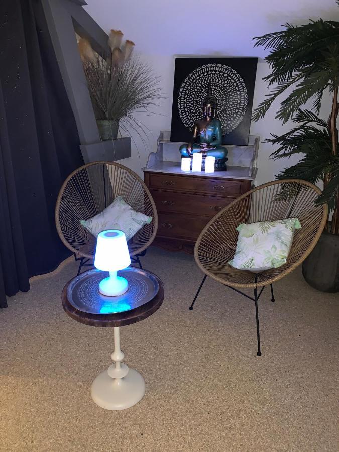 Le Paon Bleu Annecy Poisy Panzió Kültér fotó
