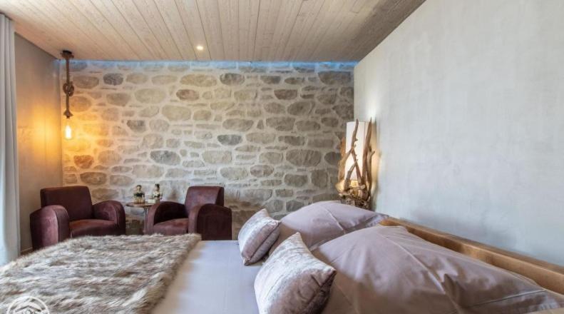 Le Paon Bleu Annecy Poisy Panzió Kültér fotó
